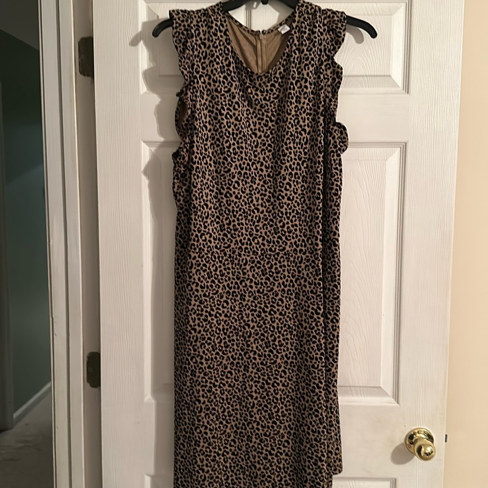 Old navy XXL cheetah print women’s dress. NEVER WORN. Tore off tags & never wore